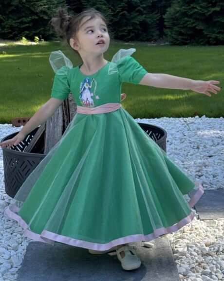 Nature Deity gown, twirl, modeled by Lola