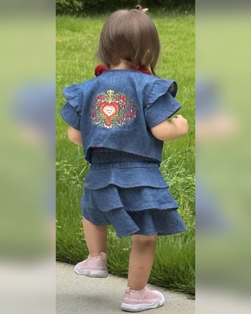 HeartBrain Three-Piece Denim Set, back embroidery, modeled by Nova